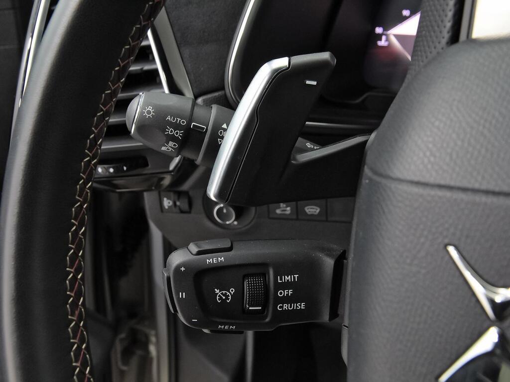 DS DS 7 1.6 E-Tense 225 PERFORMANCE LINE Auto Segunda mano