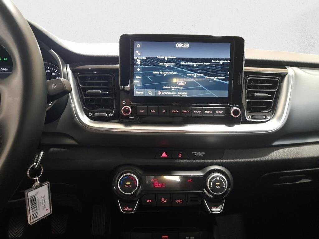Kia Stonic 1.0 T-GDi 74kW (100CV) MHEV iMT Drive Segunda mano