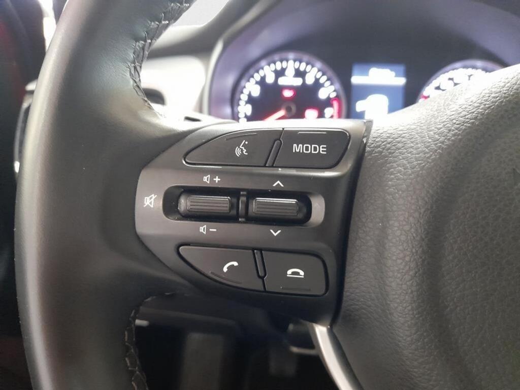 Kia Stonic 1.0 T-GDi 74kW (100CV) MHEV iMT Drive Segunda mano