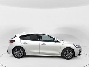 Ford Focus 1.0 Ecoboost MHEV 92kW ST-Line 3