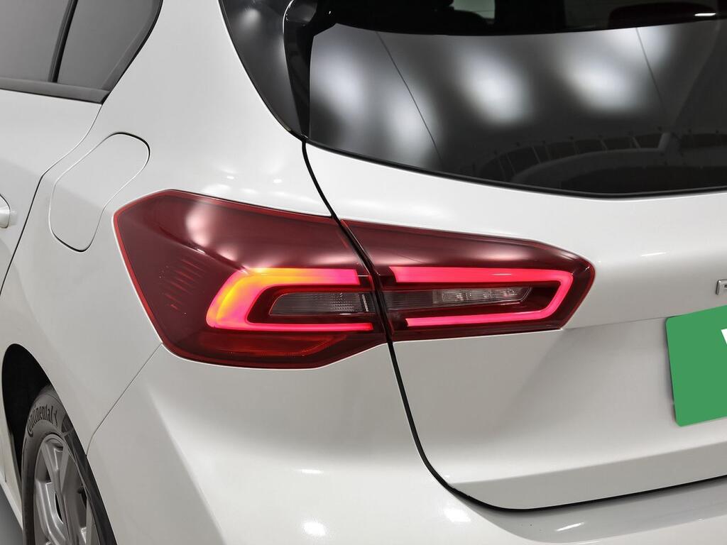 Ford Focus 1.0 Ecoboost MHEV 92kW ST-Line Segunda mano