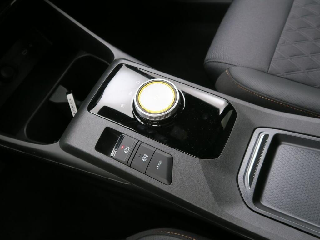 MG MG3 1.5 HEV LUXURY 195 CV 5P Km0