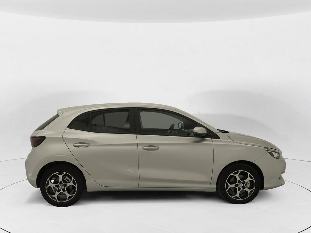 MG MG3 1.5 HEV LUXURY 195 CV 5P Km0