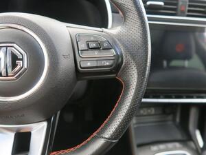 MG ZS LUXURY 1.0T 111CV 5P 17