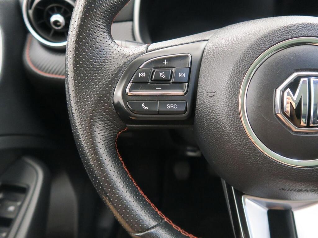 MG ZS LUXURY 1.0T 111CV 5P 16
