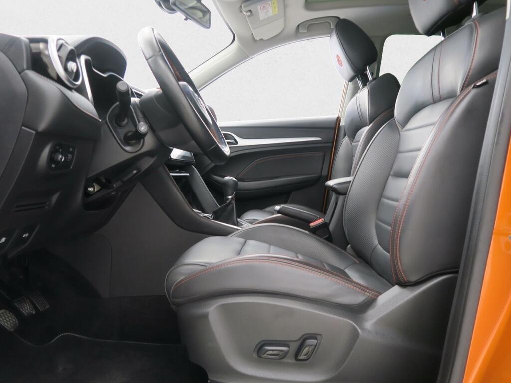 MG ZS LUXURY 1.0T 111CV 5P 9