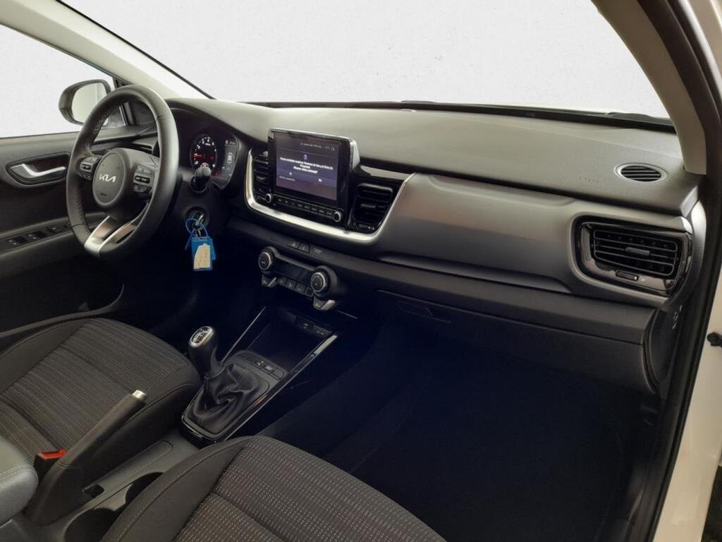Kia Stonic 1.0 T-GDi 88kW (120CV) MHEV iMT Drive Segunda mano