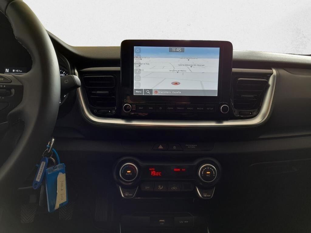 Kia Stonic 1.0 T-GDi 88kW (120CV) MHEV iMT Drive Segunda mano