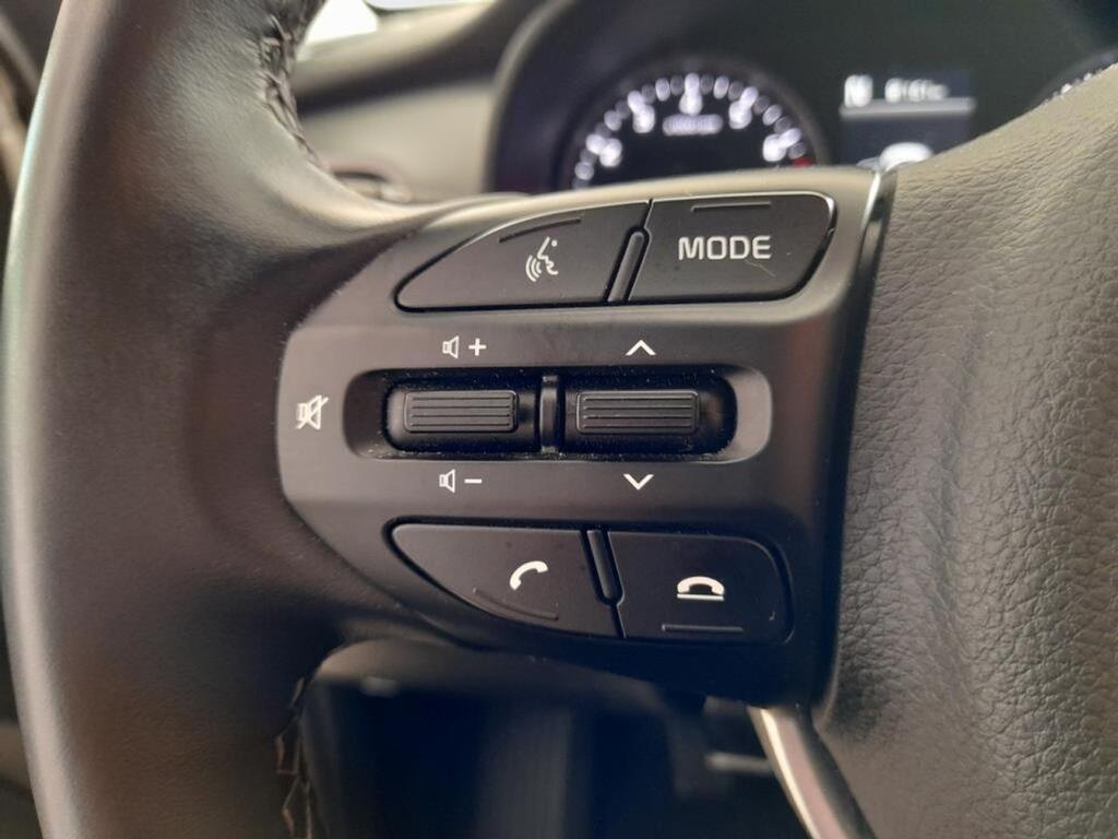 Kia Stonic 1.0 T-GDi 88kW (120CV) MHEV iMT Drive Segunda mano
