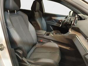 Peugeot 5008 1.5 BlueHDi 96kW S&S GT EAT8 10
