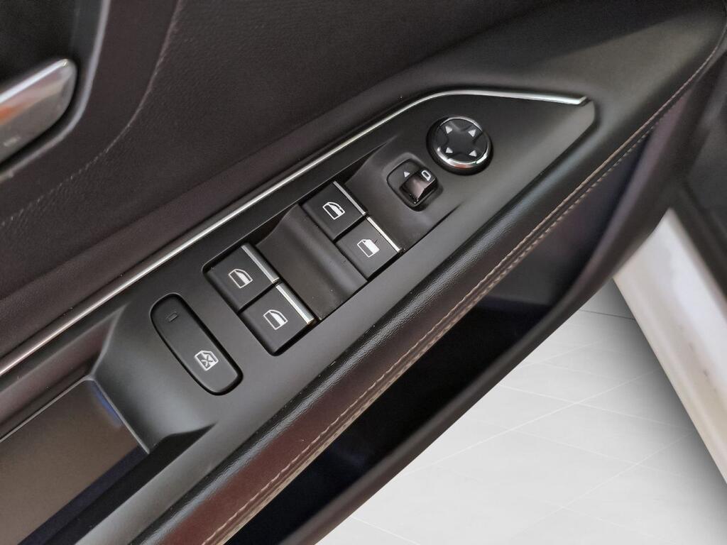 Peugeot 3008 1.5 BlueHDi 96kW (130CV) S&S GT Segunda mano