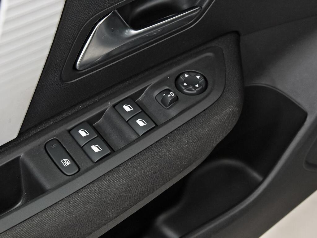 Citroën C4 Hybrid 145 ë-DCS6 Plus Segunda mano