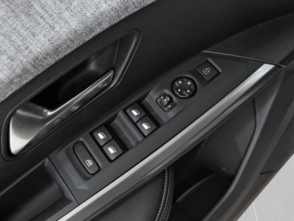 Peugeot 3008 Hybrid 1.2 100KW Allure eDCS6 Segunda mano