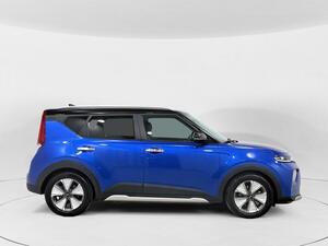 Kia e-Soul e-Soul 150kW Emotion (Long Range) 3