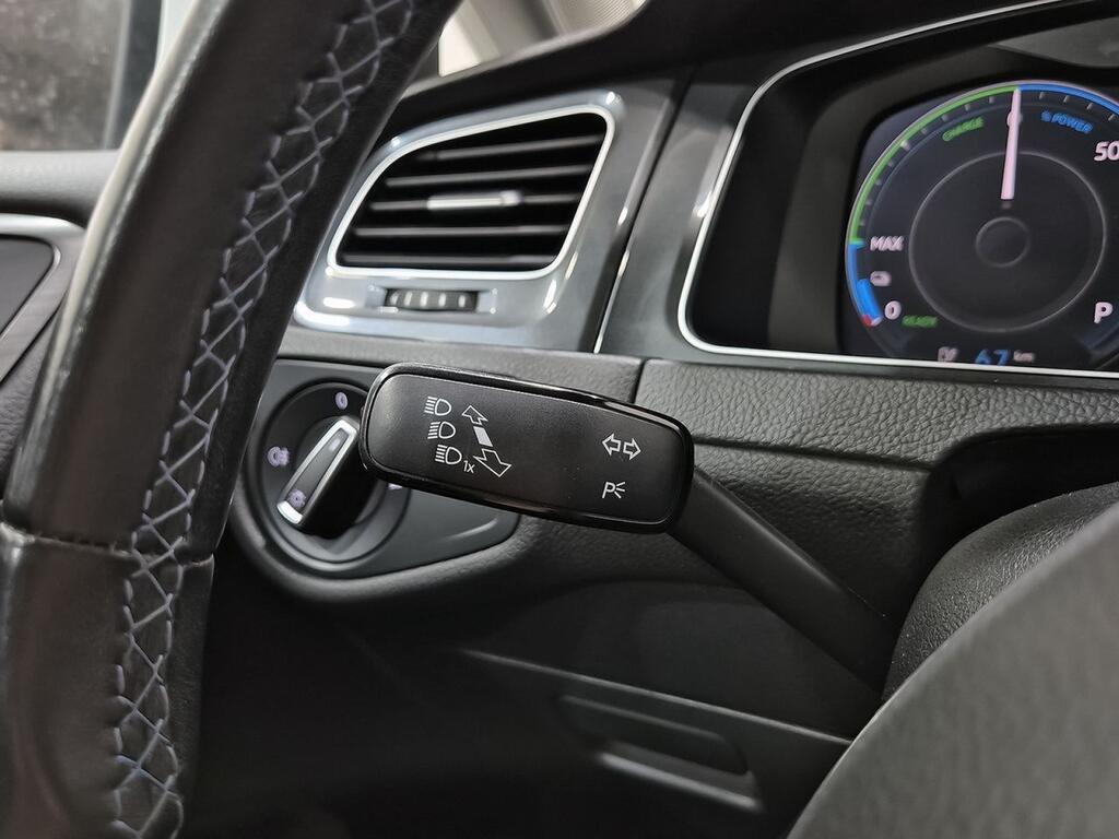 Volkswagen Golf e-Golf ePower 100 kW (136CV) Segunda mano