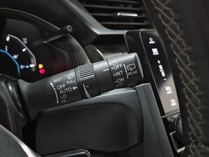 Honda Civic 1.0 I-VTEC TURBO ELEGANCE NAV 16