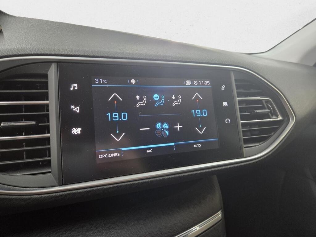Peugeot 308 5p Style PureTech 110 S&S 6vel MAN Segunda mano