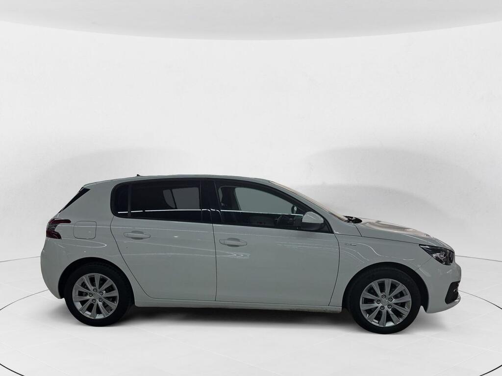 Peugeot 308 5p Style PureTech 110 S&S 6vel MAN Segunda mano