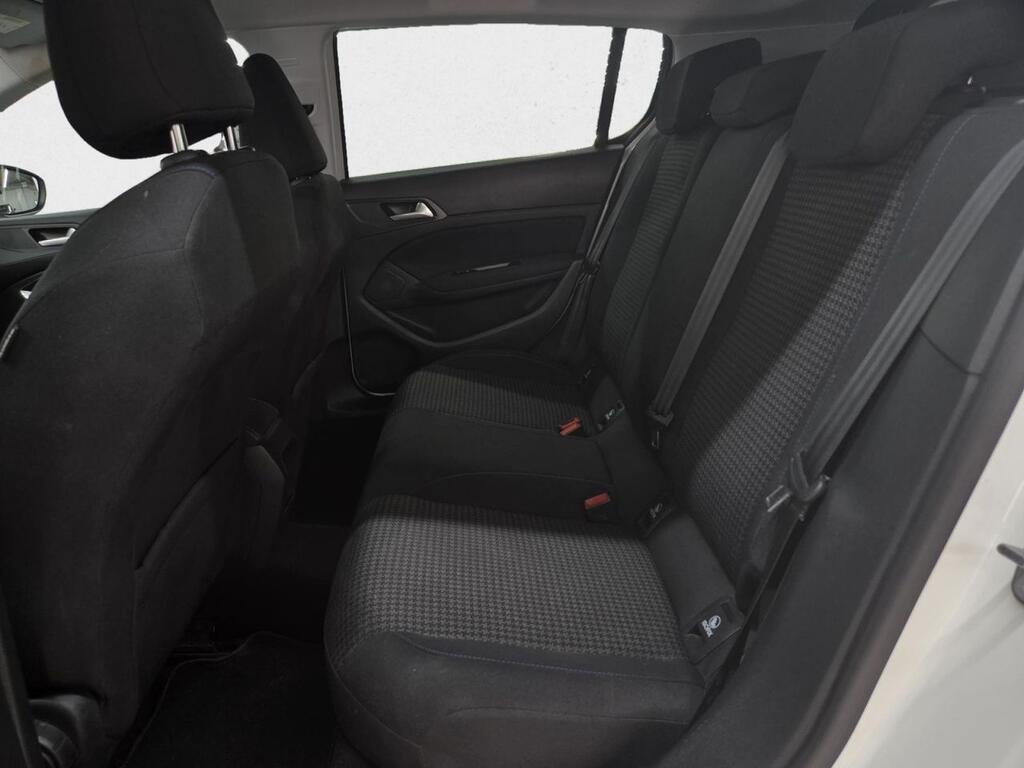 Peugeot 308 5p Style PureTech 110 S&S 6vel MAN Segunda mano