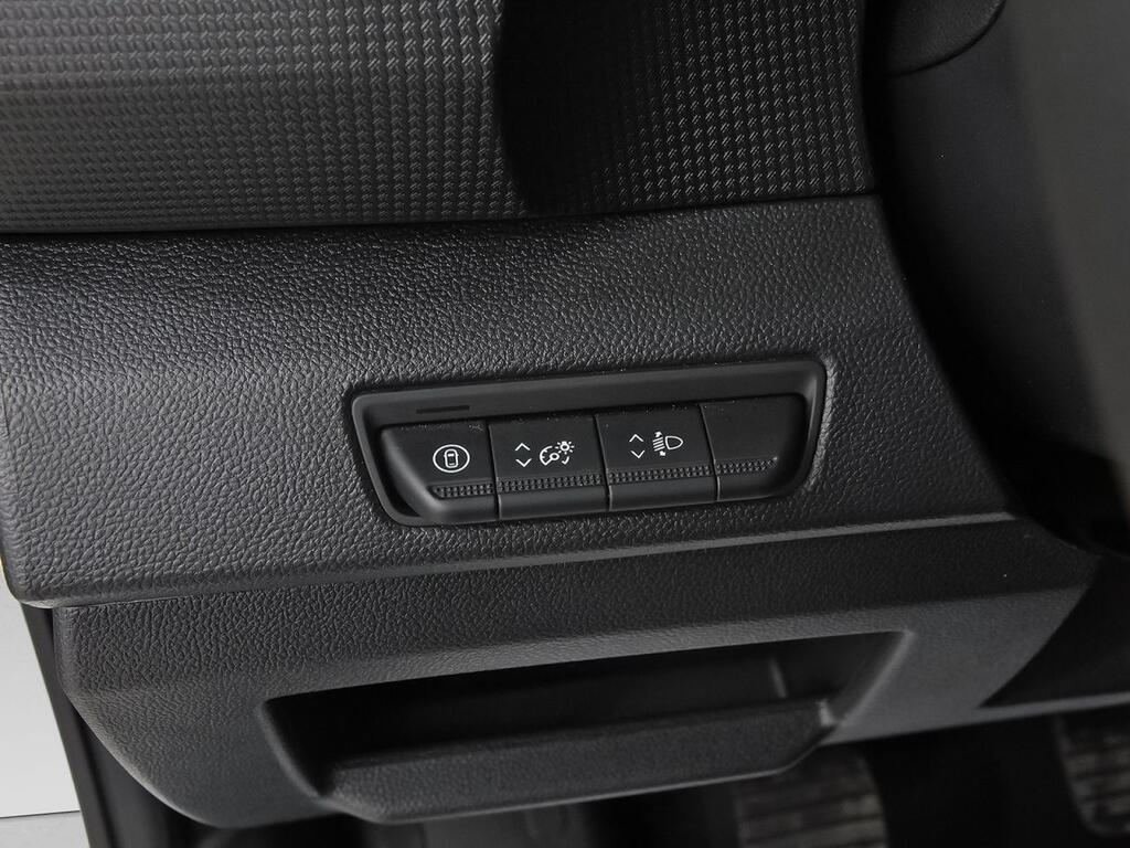 Nissan Primastar Combi 8 2.0dCi 110kW L2H1 1T Acenta Segunda mano