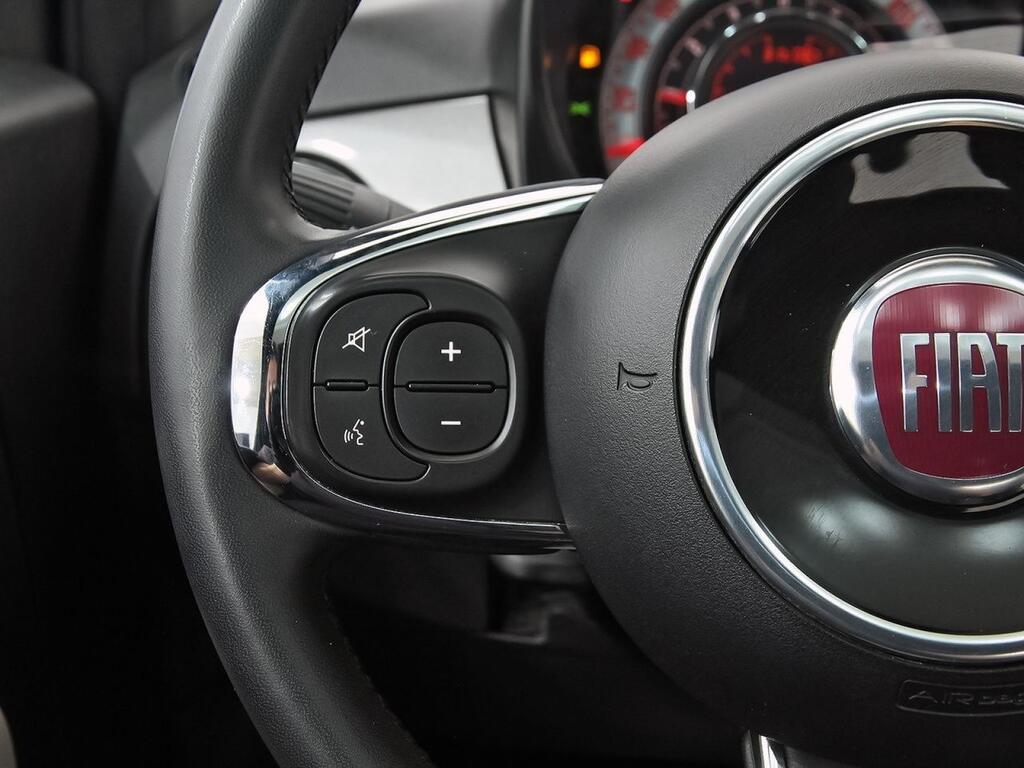 Fiat 500 Dolcevita 1.0 Hybrid 51KW (70 CV) Segunda mano