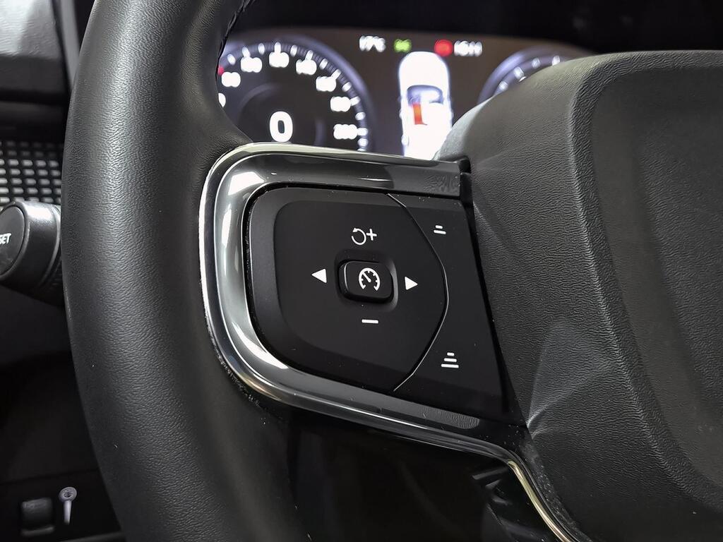 Volvo XC40 2.0 B3 G R-Design Auto Segunda mano
