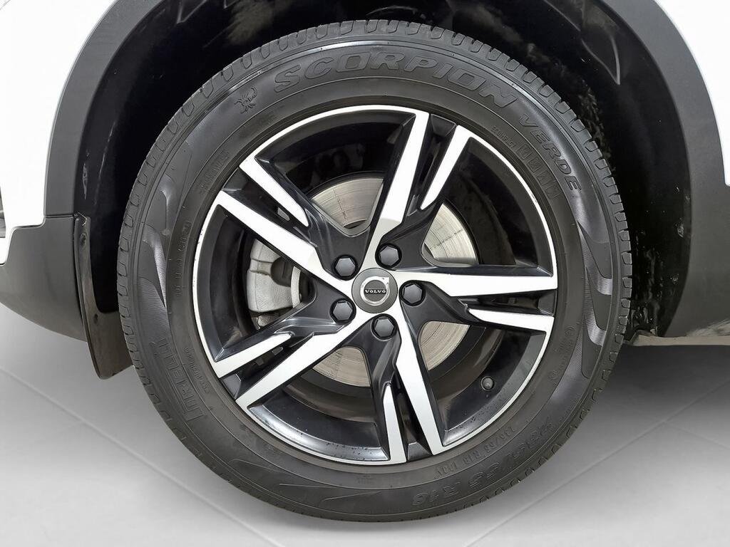 Volvo XC40 2.0 B3 G R-Design Auto Segunda mano