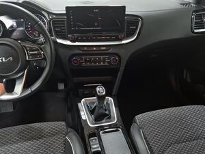 Kia XCeed 1.0 T-GDi Tech 88kW (120CV) 36