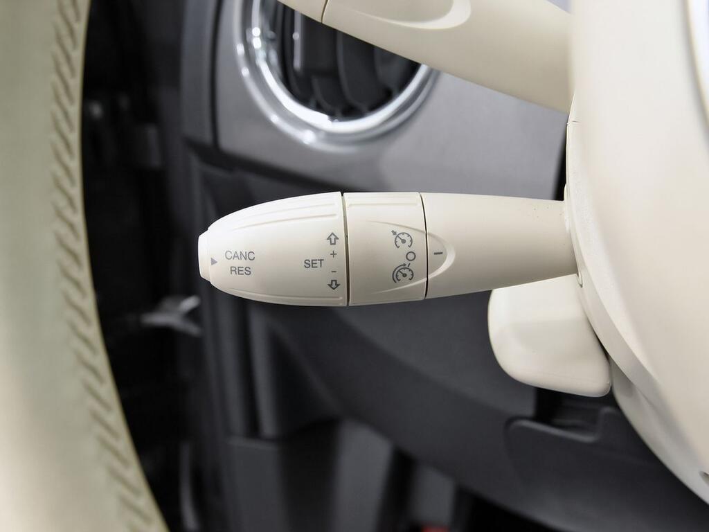 Fiat 500 Dolcevita 1.0 Hybrid 51KW (70 CV) Segunda mano