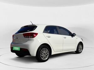 Kia Rio 1.2 DPi 62kW (84CV) Concept 6