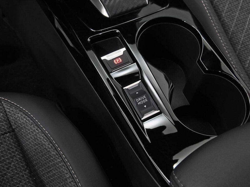 Peugeot 2008 N2008 Allure Hybrid 136 eDCS6 Segunda mano