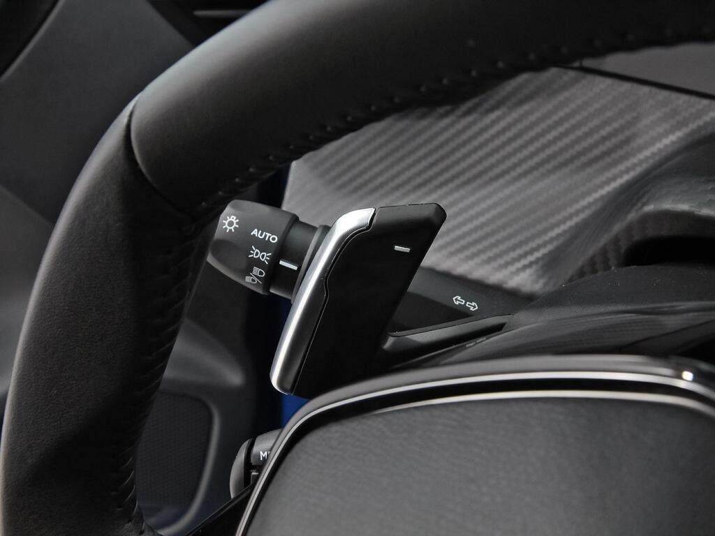 Peugeot 208 Active HYBRID 100 eDCS6 Segunda mano