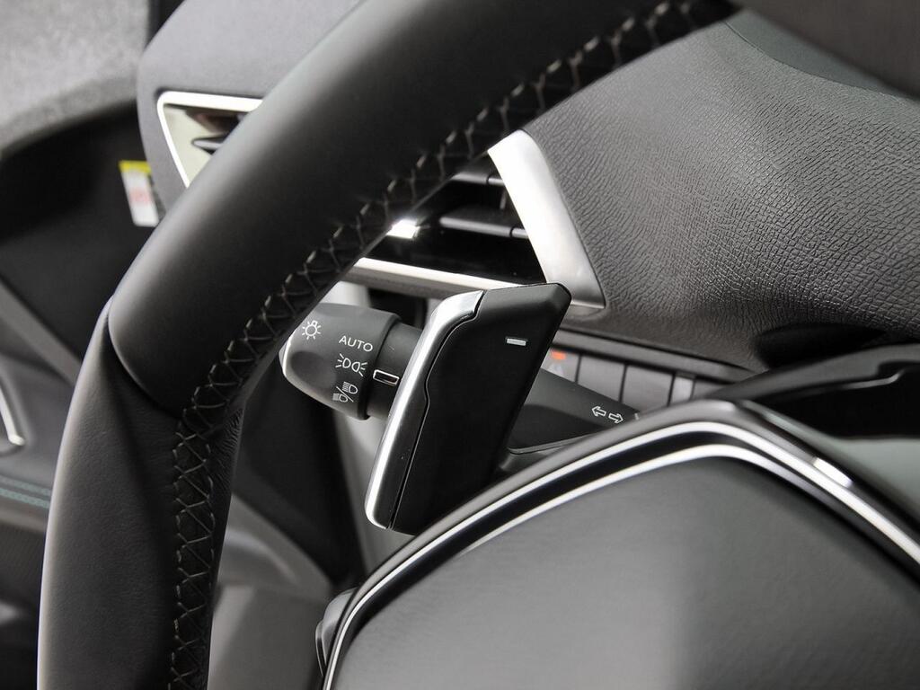 Peugeot 3008 Hybrid 1.2 100KW Allure Pack eDCS6 Segunda mano