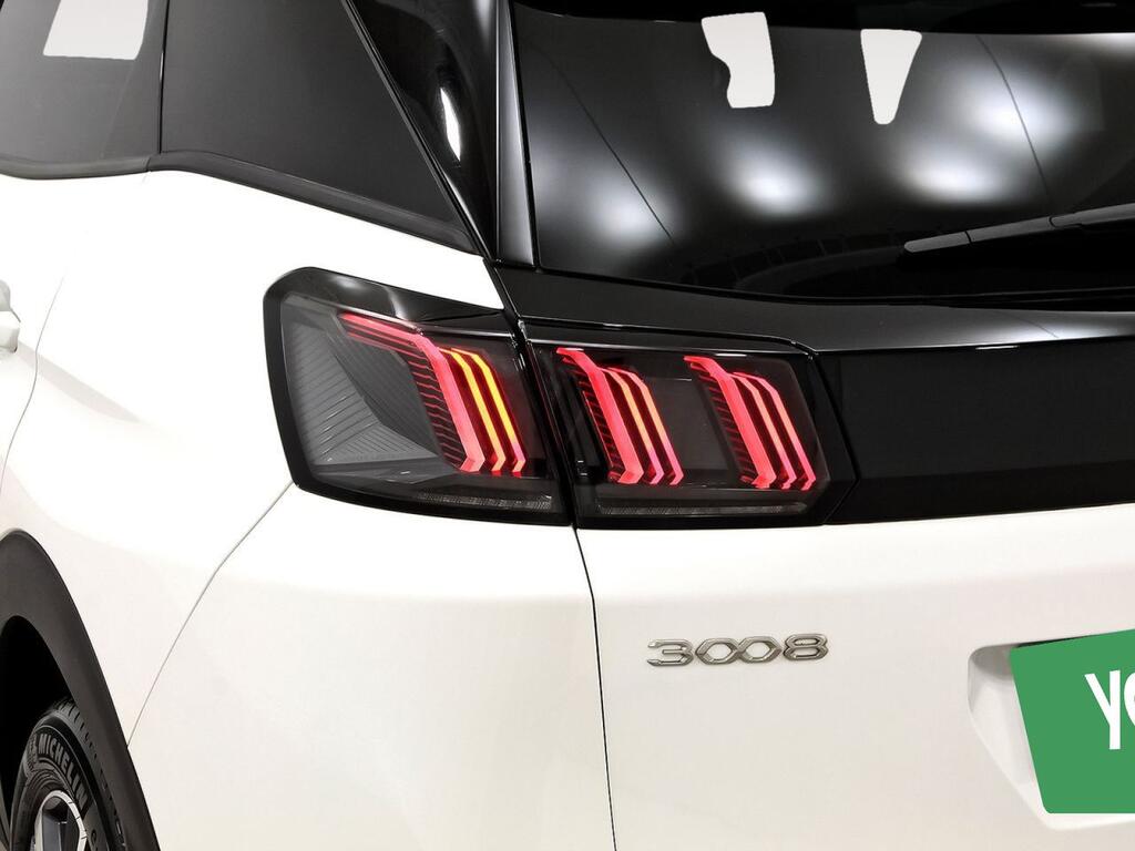 Peugeot 3008 Hybrid 1.2 100KW Allure Pack eDCS6 Segunda mano