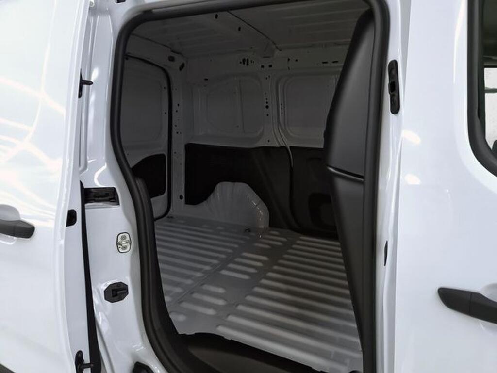 Fiat Doblo FURGON SERIE3 EASY PRO 1.5 BLUEHDI 75KW 650KG L1 100CV 3P Km0