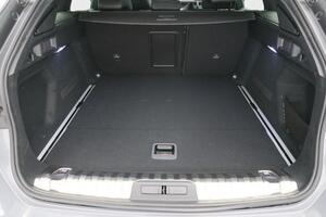 Peugeot 508 Hybrid SW GT HYBRID 225 e-EAT8 17