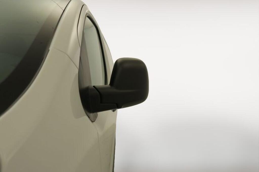 Peugeot Expert E-EXPERT FURGON STANDARD BEV (100KW) 136CV Km0