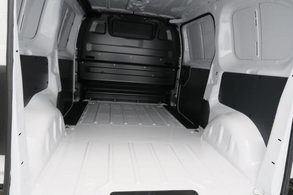 Peugeot Expert E-EXPERT FURGON STANDARD BEV (100KW) 136CV Km0
