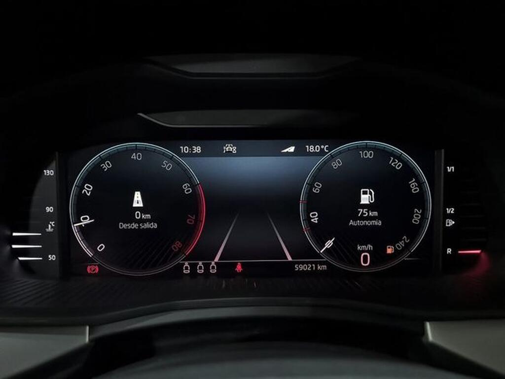 Skoda Kamiq 1.0 TSI 81kW (110CV) SCOUT Segunda mano