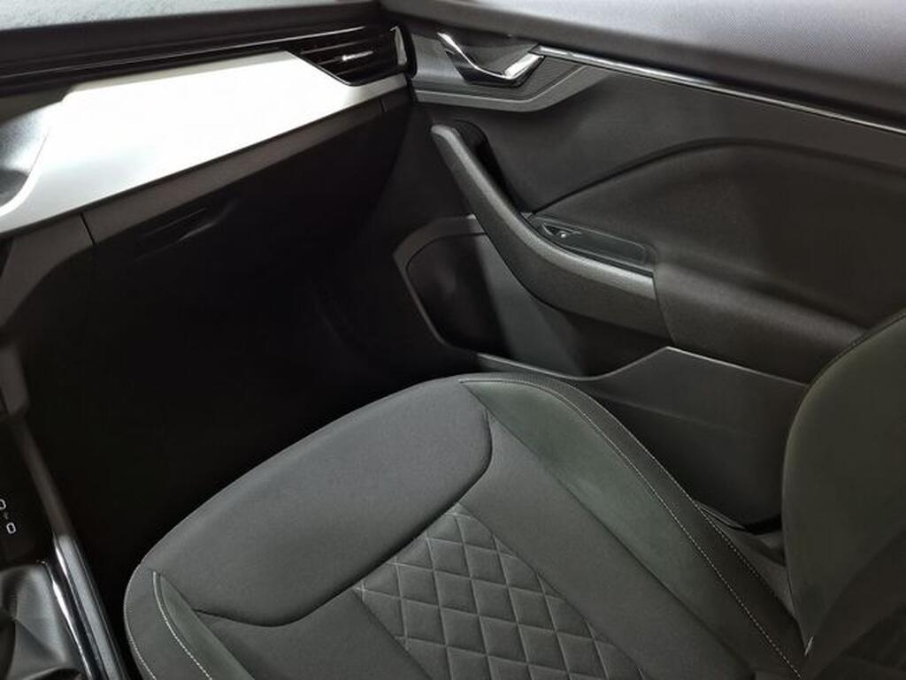 Skoda Kamiq 1.0 TSI 81kW (110CV) SCOUT Segunda mano