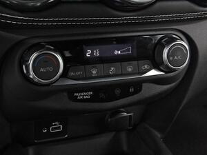 Nissan Juke DIG-T 84 kW (114 CV) 6M/T Tekna 28
