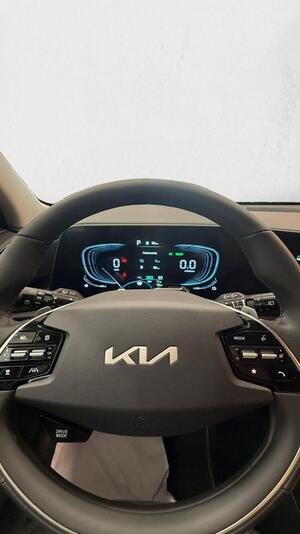 Kia Niro 1.6 GDi PHEV 126kW (171CV) Drive 13