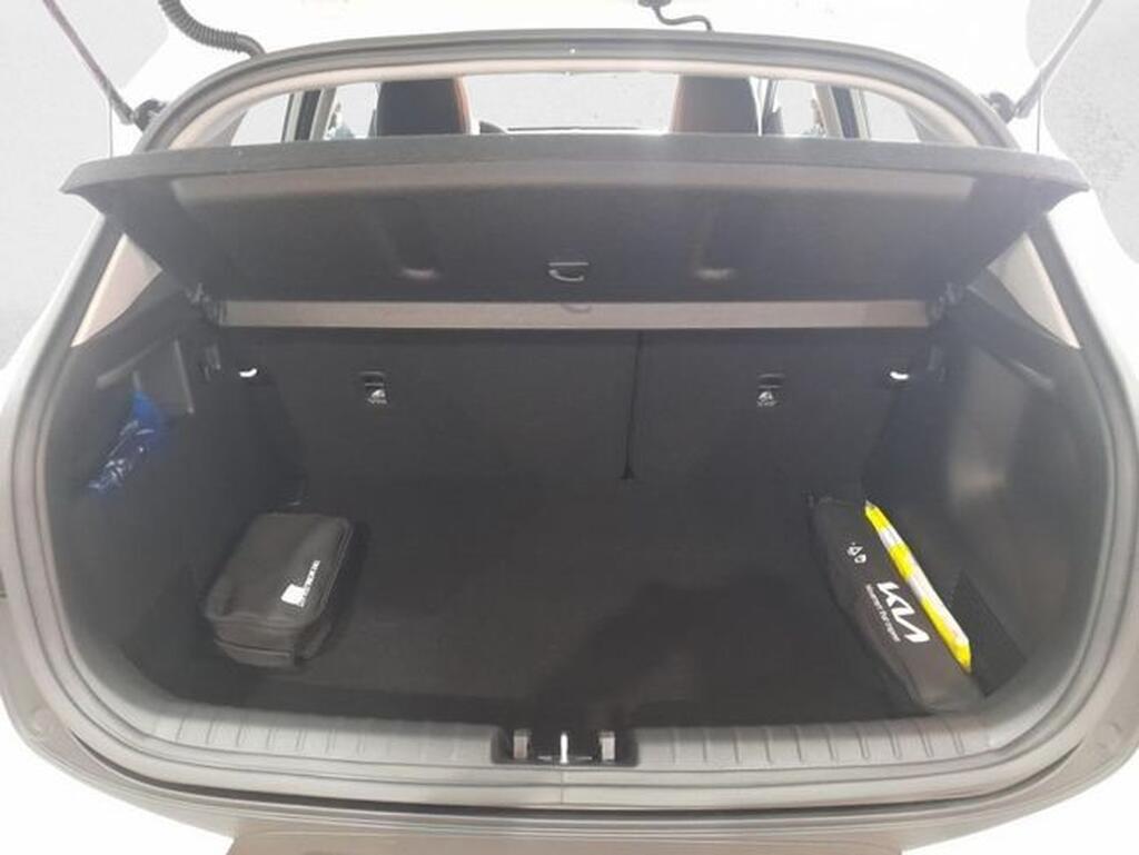 Kia Stonic 1.0 T-GDi 74kW MHEV MT Style Edition 23