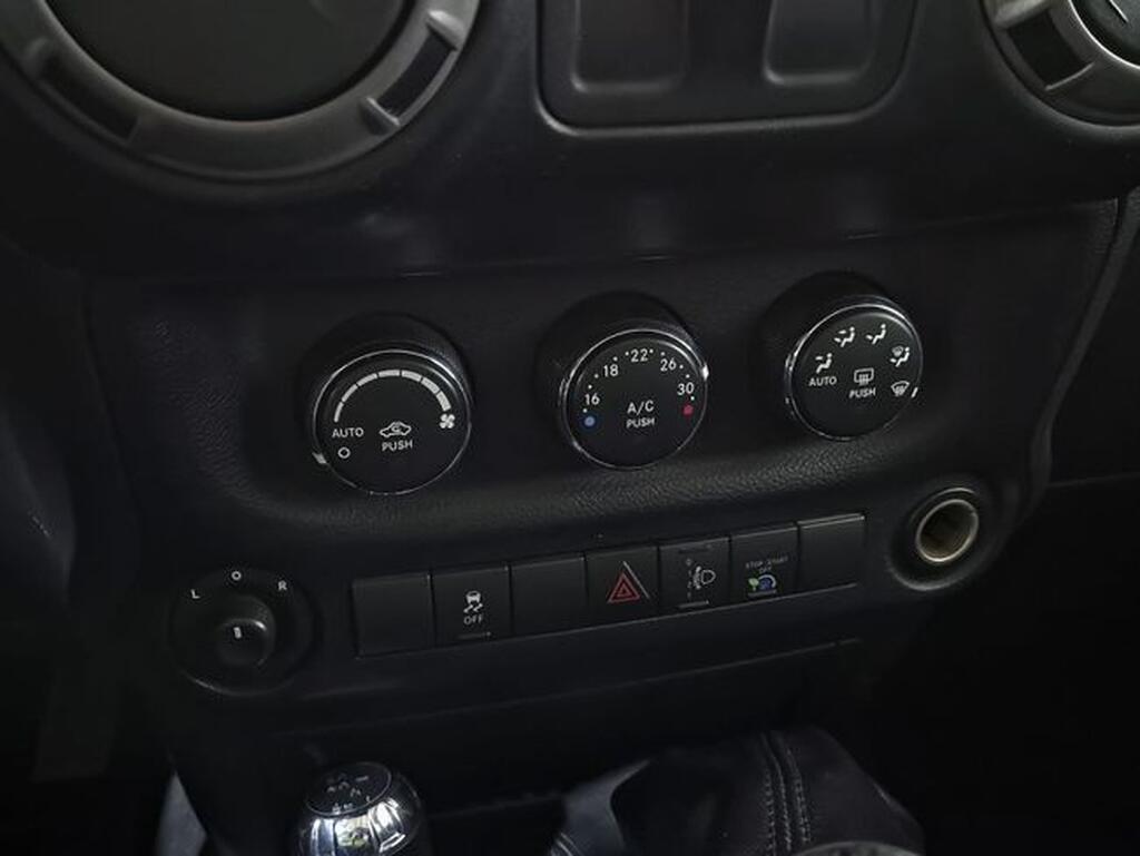 Jeep Wrangler 2.8 CRD Sport Segunda mano