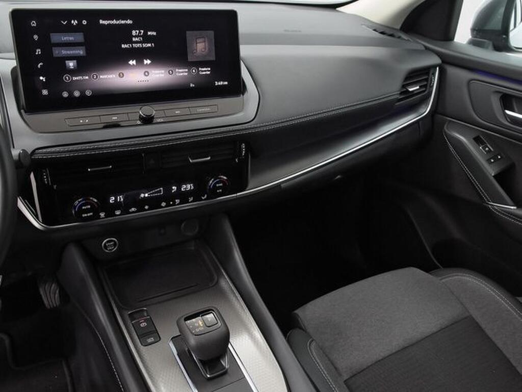 Nissan Qashqai DIG-T 116kW CVT N-Connecta 11