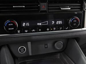 Nissan Qashqai DIG-T 116kW CVT N-Connecta 32