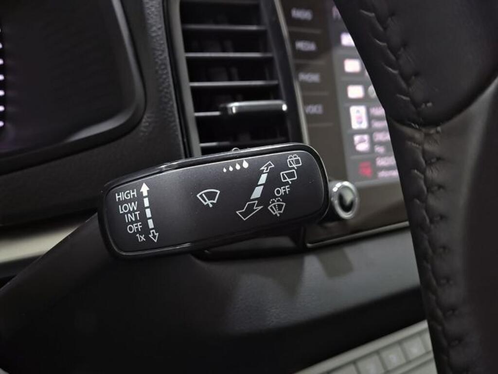 Skoda Karoq 1.5 TSI 110kW (150CV) ACT Selection Segunda mano