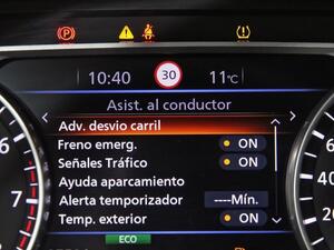 Nissan Juke 1.0 DIG-T 114CV N-CONNECTA 5P(NAVI) 26
