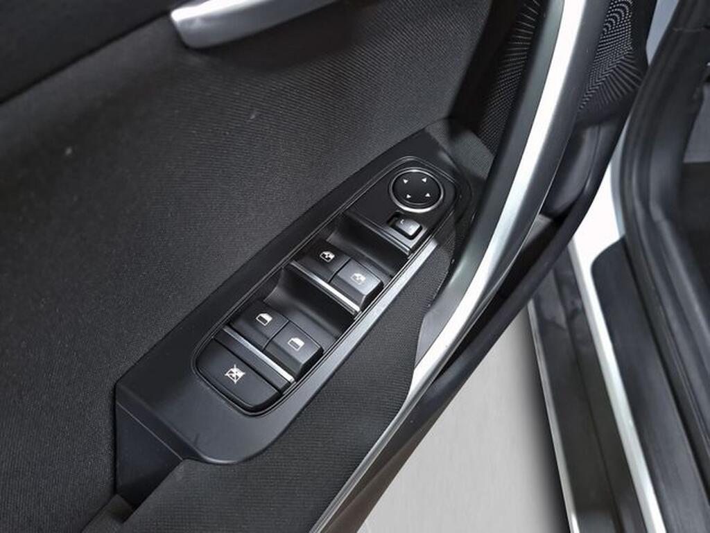 Kia XCeed 1.0 T-GDi Drive 88kW (120CV) 11
