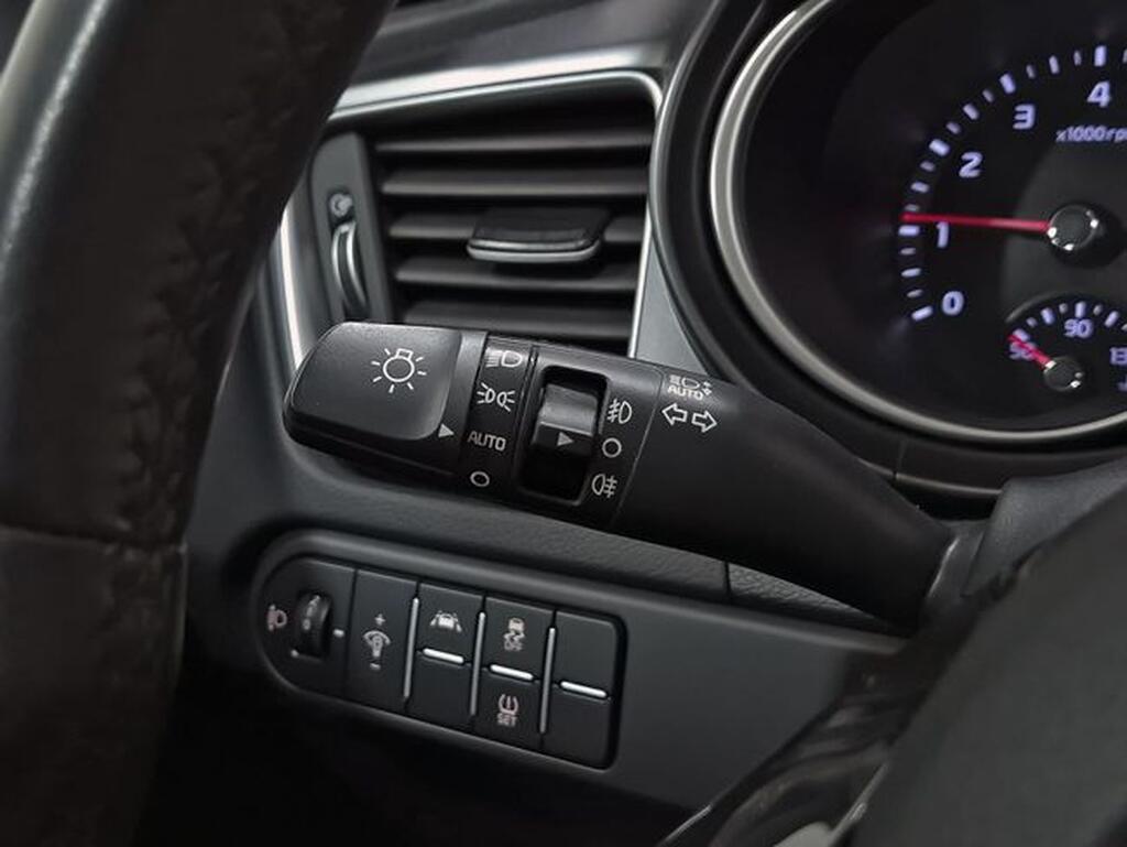 Kia XCeed 1.0 T-GDi Drive 88kW (120CV) 14